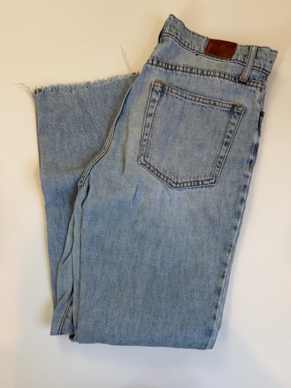 Urban Outfitters BDG Womens High-Rise Slim Straight Jeans